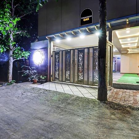 Yelahanka Townhouse Oak Dreamland Suites מראה חיצוני תמונה