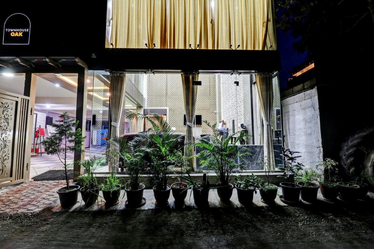 Yelahanka Townhouse Oak Dreamland Suites מראה חיצוני תמונה