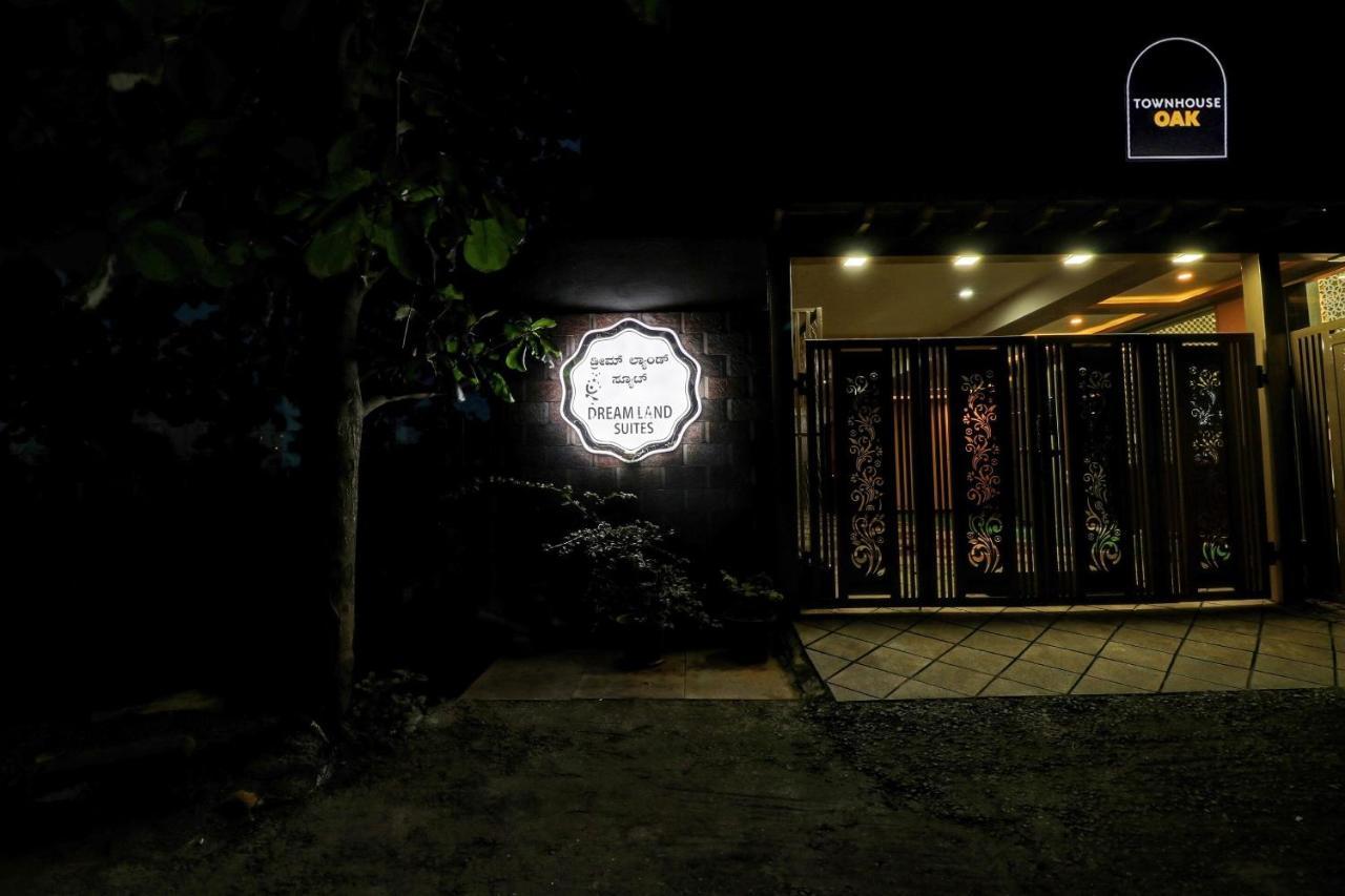 Yelahanka Townhouse Oak Dreamland Suites מראה חיצוני תמונה
