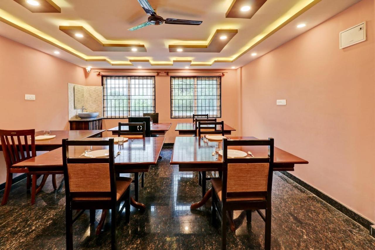 Yelahanka Townhouse Oak Dreamland Suites מראה חיצוני תמונה
