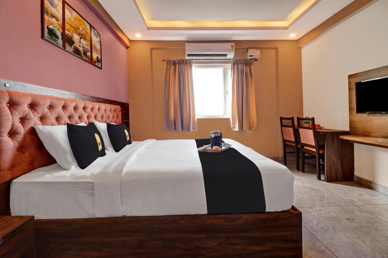 Yelahanka Townhouse Oak Dreamland Suites מראה חיצוני תמונה