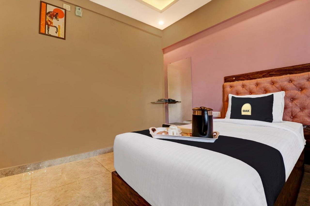 Yelahanka Townhouse Oak Dreamland Suites מראה חיצוני תמונה