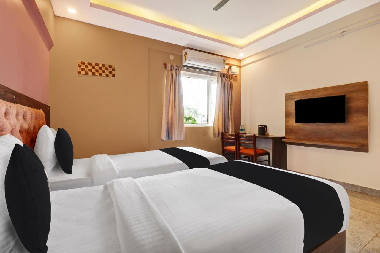 Yelahanka Townhouse Oak Dreamland Suites מראה חיצוני תמונה