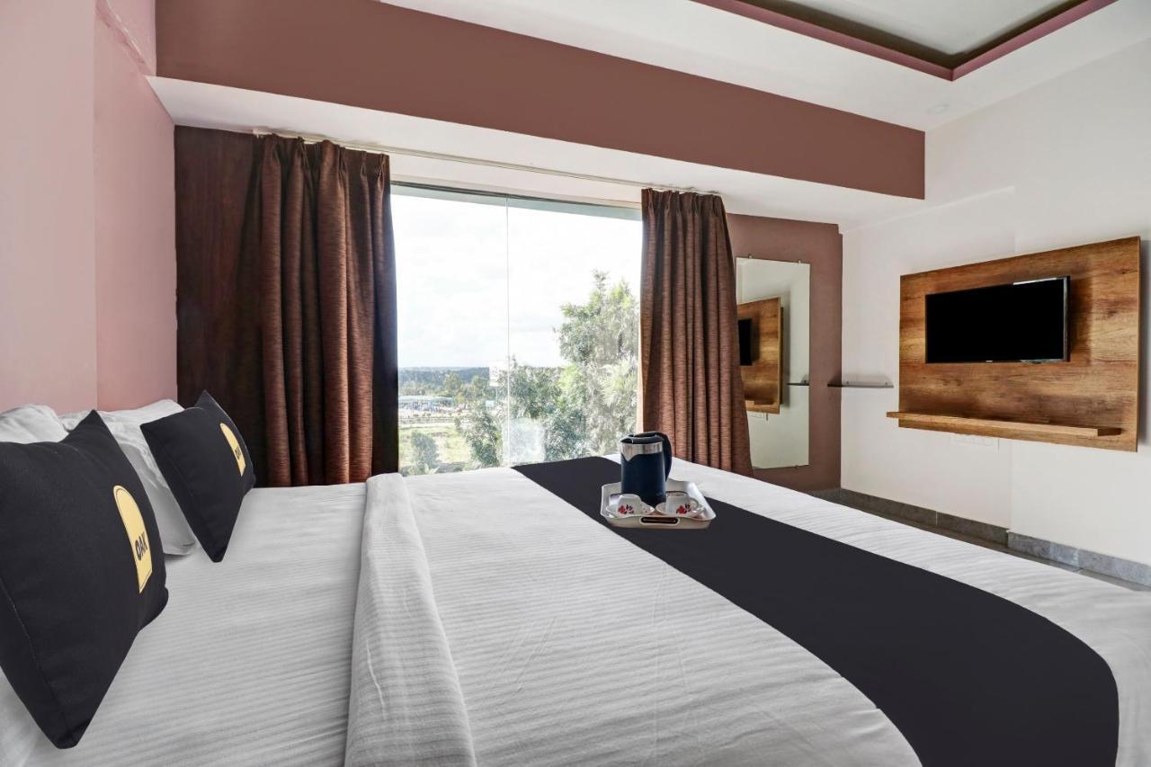 Yelahanka Townhouse Oak Dreamland Suites מראה חיצוני תמונה